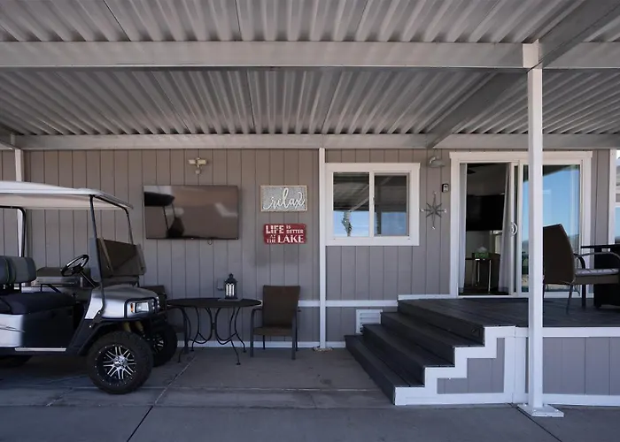 Picture Perfect At Sam's Beachcomber * Lake Havasu City