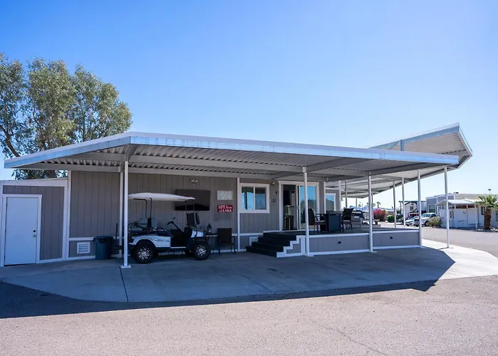 Picture Perfect At Sam's Beachcomber Lake Havasu City